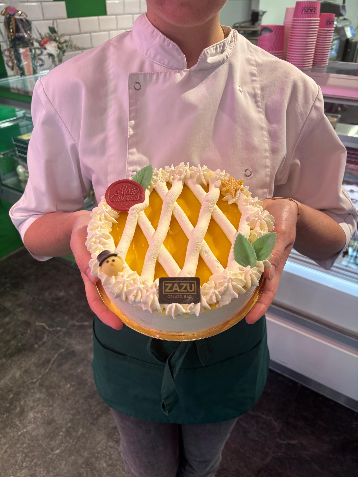 Kerst ijstaart Vanille + Aardbei 8-10 personen