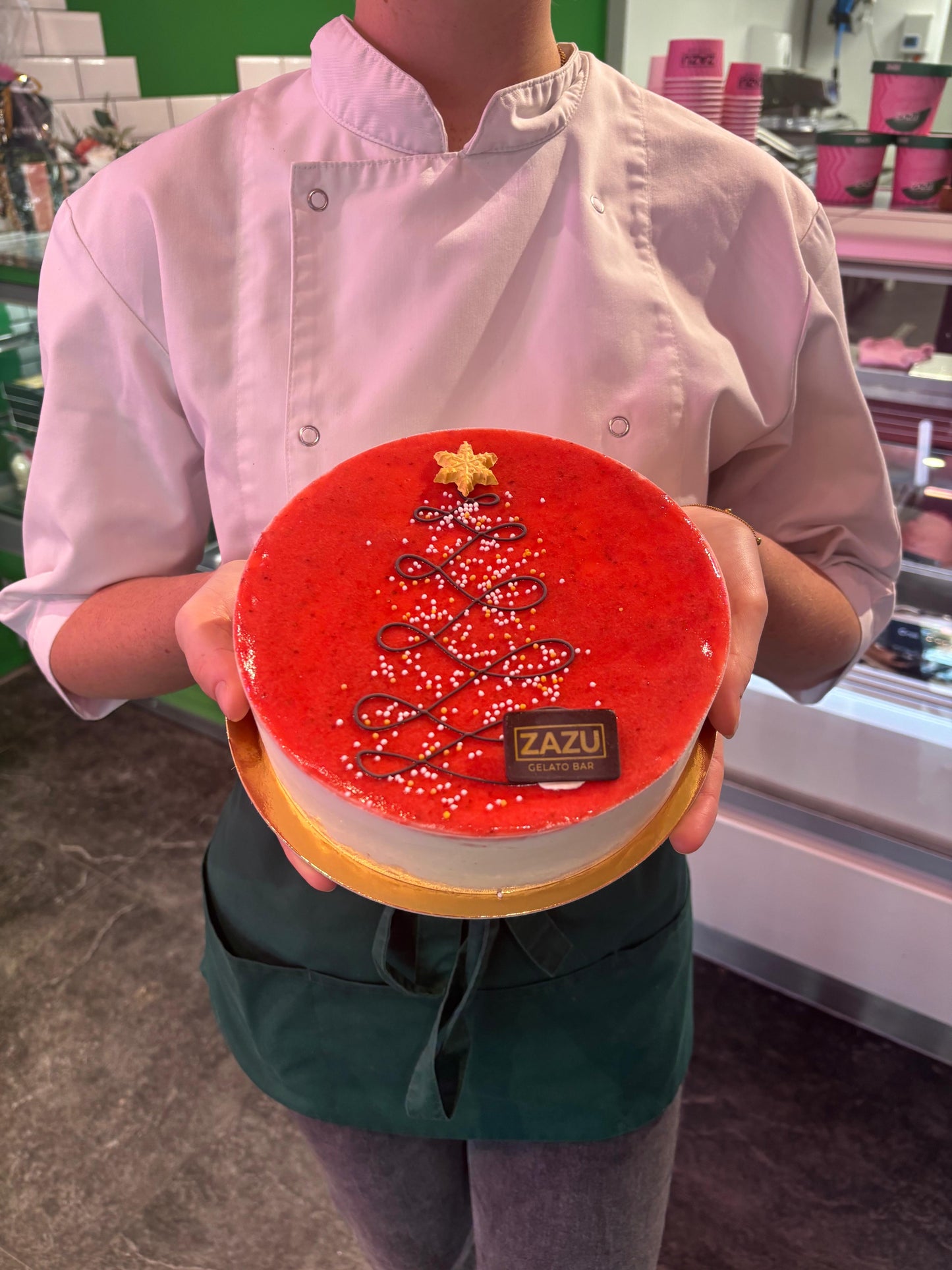 Kerst ijstaart Vanille + Aardbei 8-10 personen